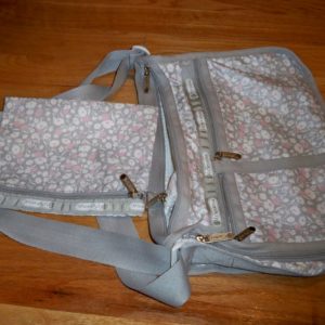 Le Sport Sac Deluxe Everyday Bag “Grey Floral” Print On A Grey Bag
